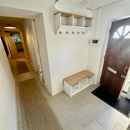 Апартаменты Delightful Garden Flat Clifton Bs8 Бристоль